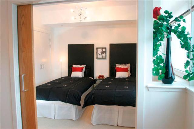 River Clyde West End Apartment - 2 Bedrooms Glasgow Extérieur photo
